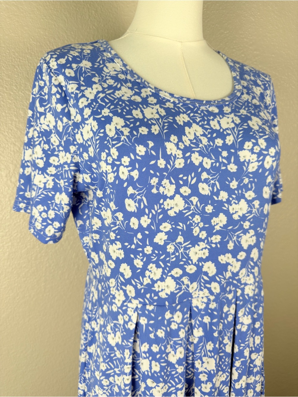 NWT Auselily Blue Floral Short Sleeve Midi Dress Pleated Skirt Pockets, Large - Picture 4 of 11